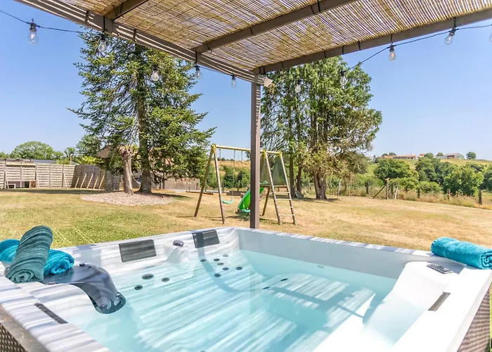 Honorus - - Puy Dufou - Grande Capacite 펜션 Les Épesses